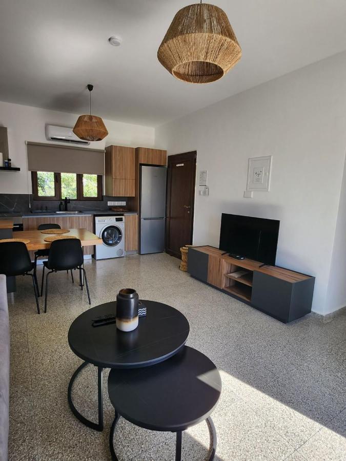 Adamandri Lodge - Prime Location Ajía Nápa Eksteriør bilde
