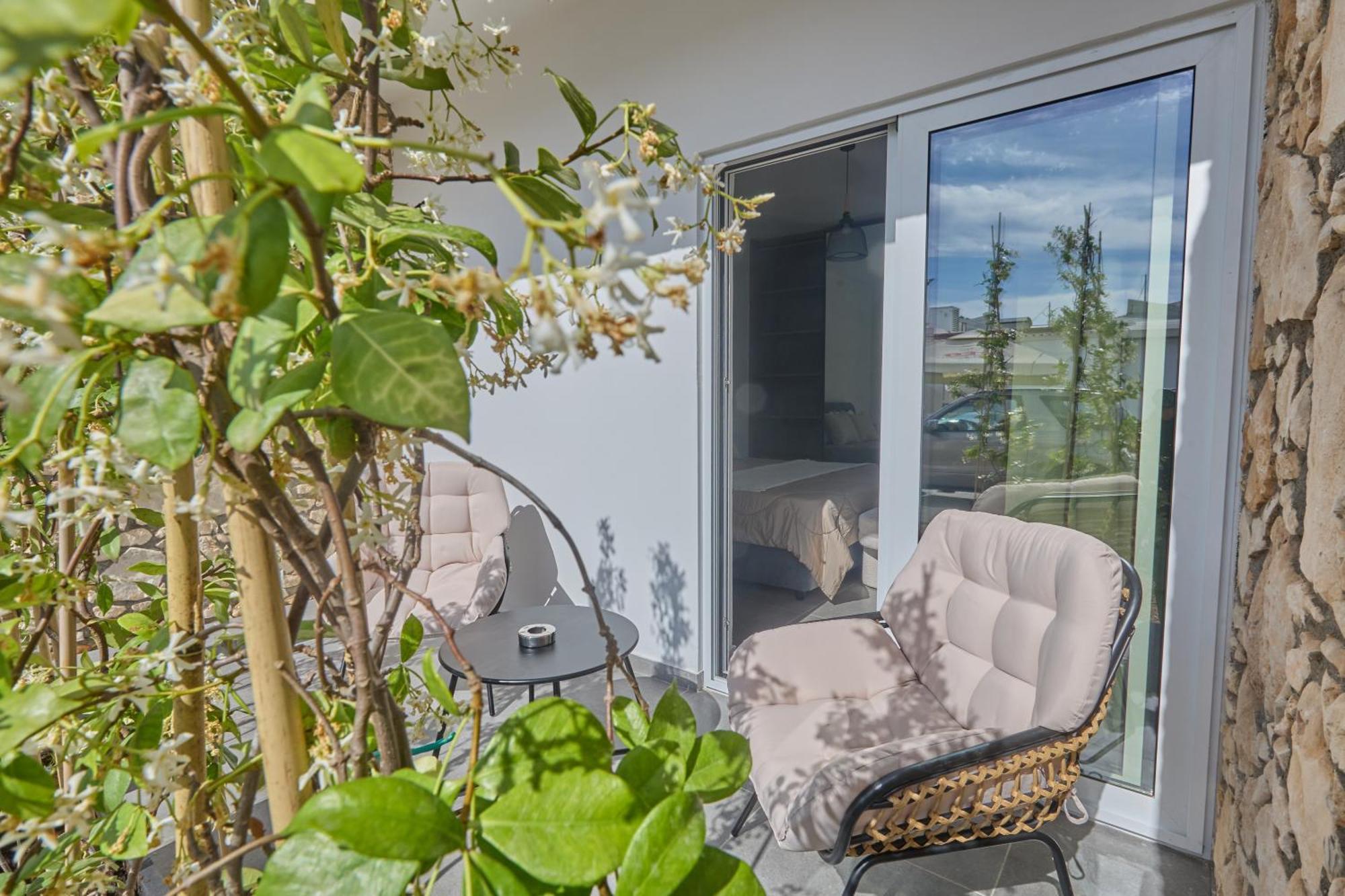 Adamandri Lodge - Prime Location Ajía Nápa Eksteriør bilde